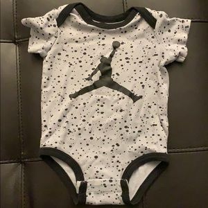 Jordan onesie 3-6MO